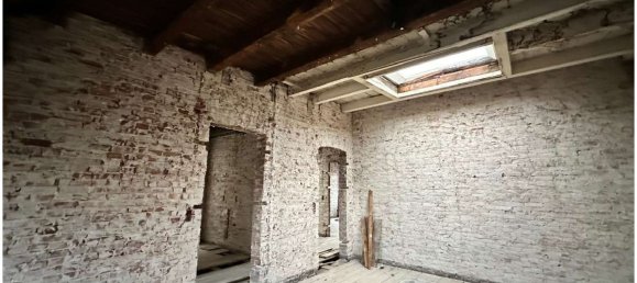 12 rooms Townhouse in Eimsbuttel, Germany No. 27059 23