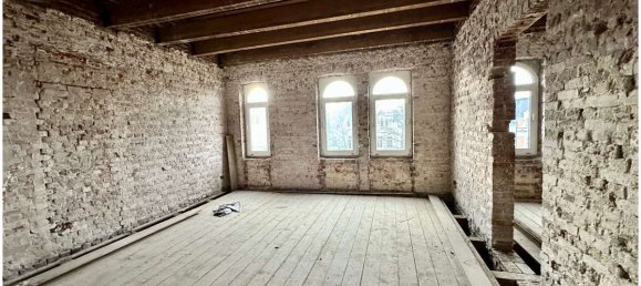 12 rooms Townhouse in Eimsbuttel, Germany No. 27059 18