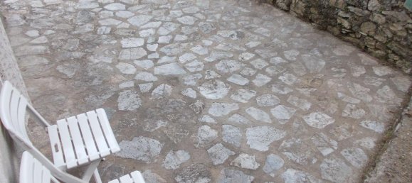 2 rooms House in Castelnuovo di Garfagnana, Italy No. 75653 4