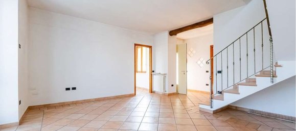 Дуплекс с 6 комнатами в Монгуццо, Италия № 92331 9