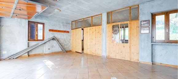 Дуплекс с 6 комнатами в Монгуццо, Италия № 92331 46