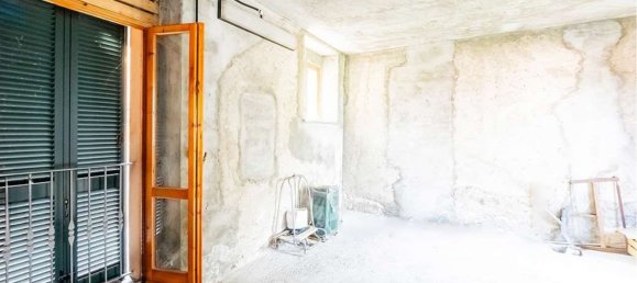 Дуплекс с 6 комнатами в Монгуццо, Италия № 92331 29