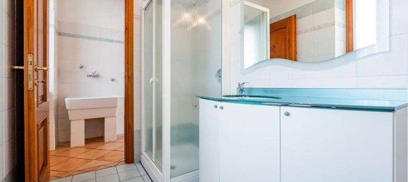 Дуплекс с 6 комнатами в Монгуццо, Италия № 92331 3