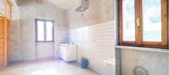 Дуплекс с 6 комнатами в Монгуццо, Италия № 92331 50