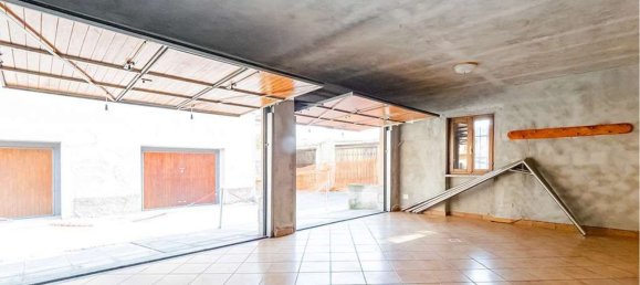 Дуплекс с 6 комнатами в Монгуццо, Италия № 92331 48