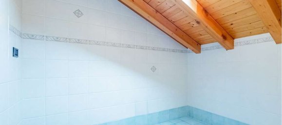 Дуплекс с 6 комнатами в Монгуццо, Италия № 92331 13