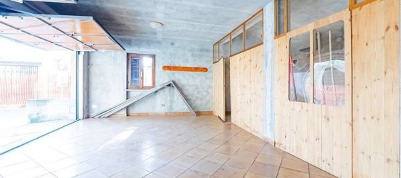 Дуплекс с 6 комнатами в Монгуццо, Италия № 92331 47