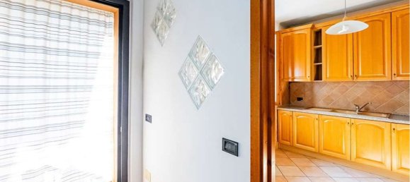 Дуплекс с 6 комнатами в Монгуццо, Италия № 92331 30