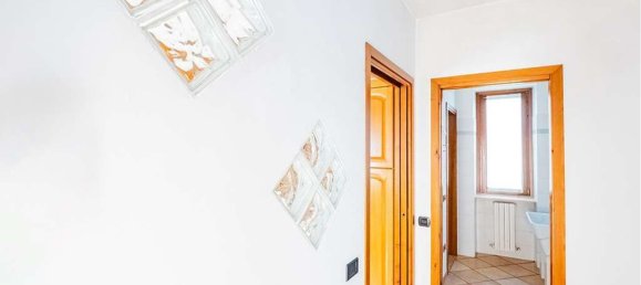 Дуплекс с 6 комнатами в Монгуццо, Италия № 92331 7