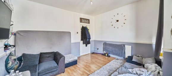 2 bedrooms Apartment in London, United Kingdom No. 11557 3