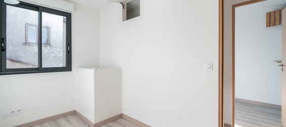 3 bedrooms House in Colombes, France No. 177274 16