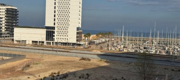 3 bedrooms Apartment in Badalona, Spain No. 188831 10