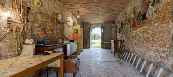 8-Zimmer Haus in Curtatone, Italy, Nr. 90009 15