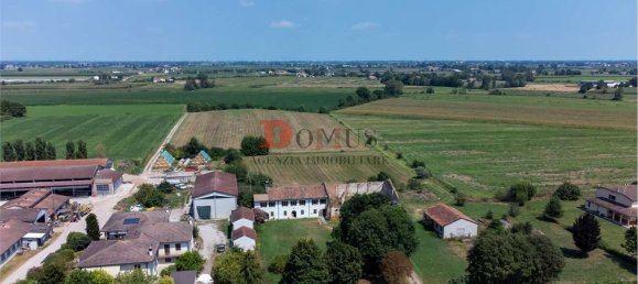 8-Zimmer Haus in Curtatone, Italy, Nr. 90009 25