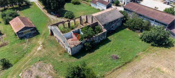 8-Zimmer Haus in Curtatone, Italy, Nr. 90009 23