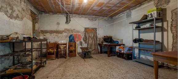 8-Zimmer Haus in Curtatone, Italy, Nr. 90009 16