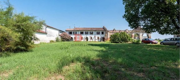 8-Zimmer Haus in Curtatone, Italy, Nr. 90009 27