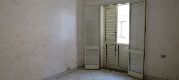 3 rooms House in Noto, Italy No. 116244 5