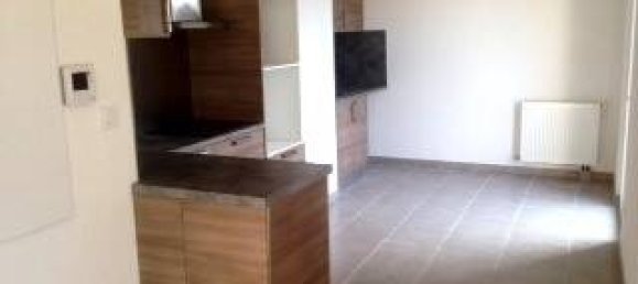 2 bedrooms Apartment in Pertuis, France No. 360909 2