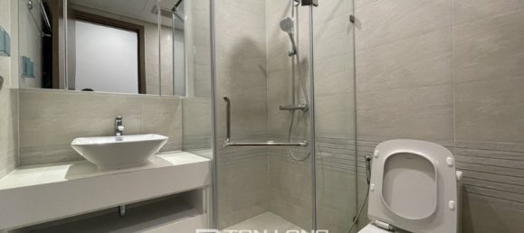 Apartamento de 2 dormitorios en Ba Dinh, Vietnam No. 713 10