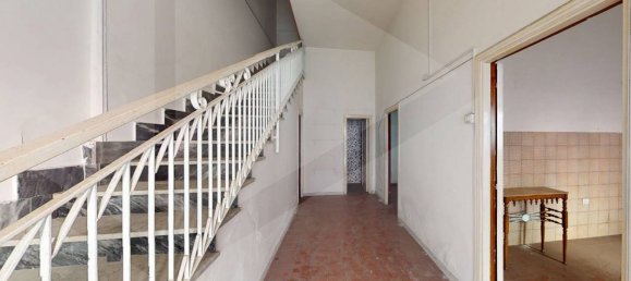 3 rooms House in Mariglianella, Italy No. 24679 2