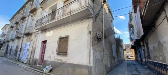 3 rooms House in Mariglianella, Italy No. 24679 15