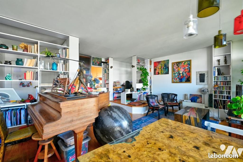 2 Schlafzimmer Wohnung in Paris, France, Nr. 334974