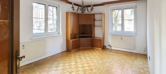 2 rooms Apartment in Linz, Austria No. 149820 3