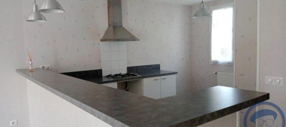 Casa de 4 dormitorios en La Ville-aux-Dames, France No. 81958 4