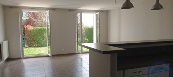 Casa de 4 dormitorios en La Ville-aux-Dames, France No. 81958 3