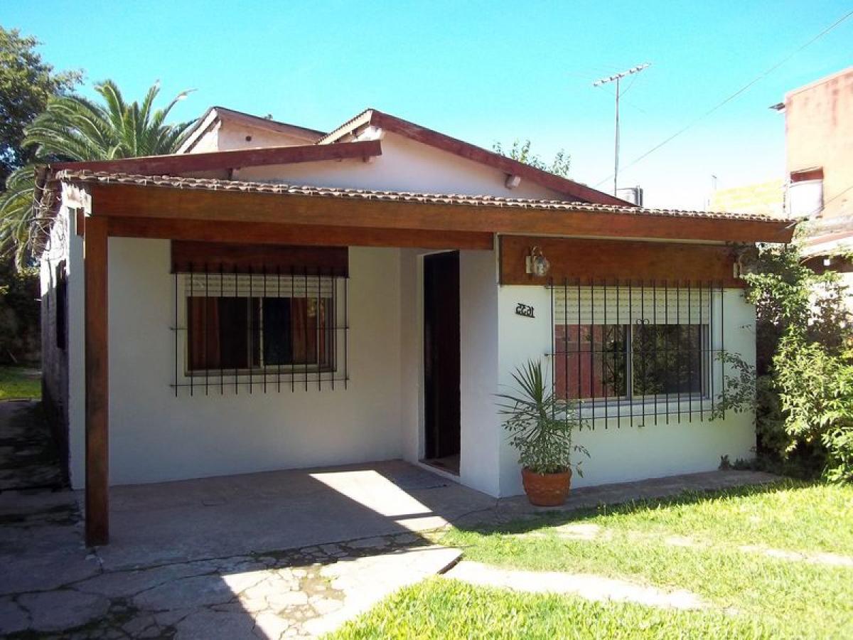 3 bedrooms House in Escobar, Argentina No. 76092