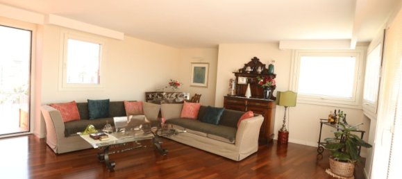 6 rooms Penthouse in Naples, Italy No. 280859 6