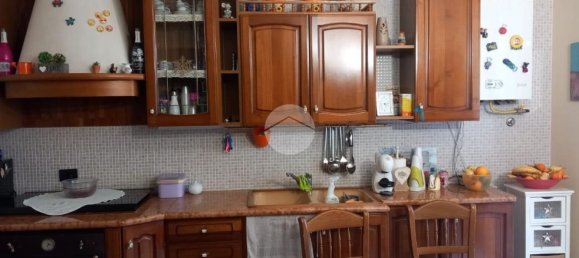 4-salle Appartement à Zenevredo, Italy No. 175875 14