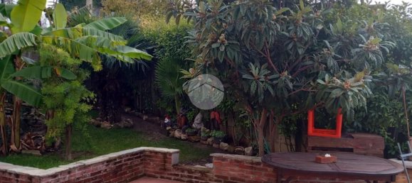 4-salle Appartement à Zenevredo, Italy No. 175875 27