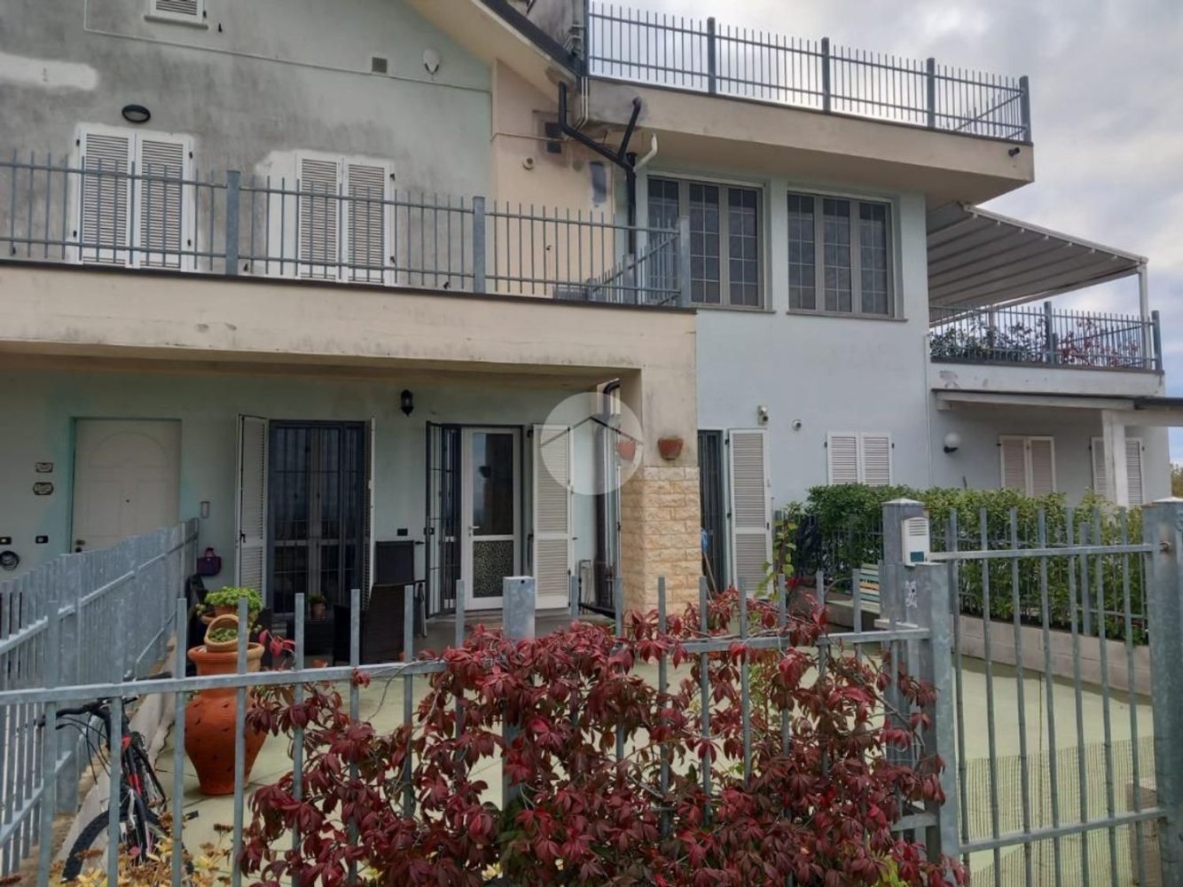 4-salle Appartement à Zenevredo, Italy No. 175875