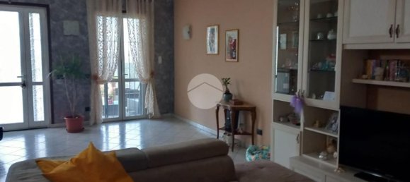 4-salle Appartement à Zenevredo, Italy No. 175875 6