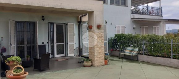 4-salle Appartement à Zenevredo, Italy No. 175875 3