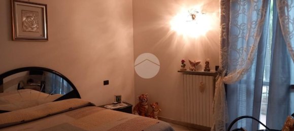 4-salle Appartement à Zenevredo, Italy No. 175875 19