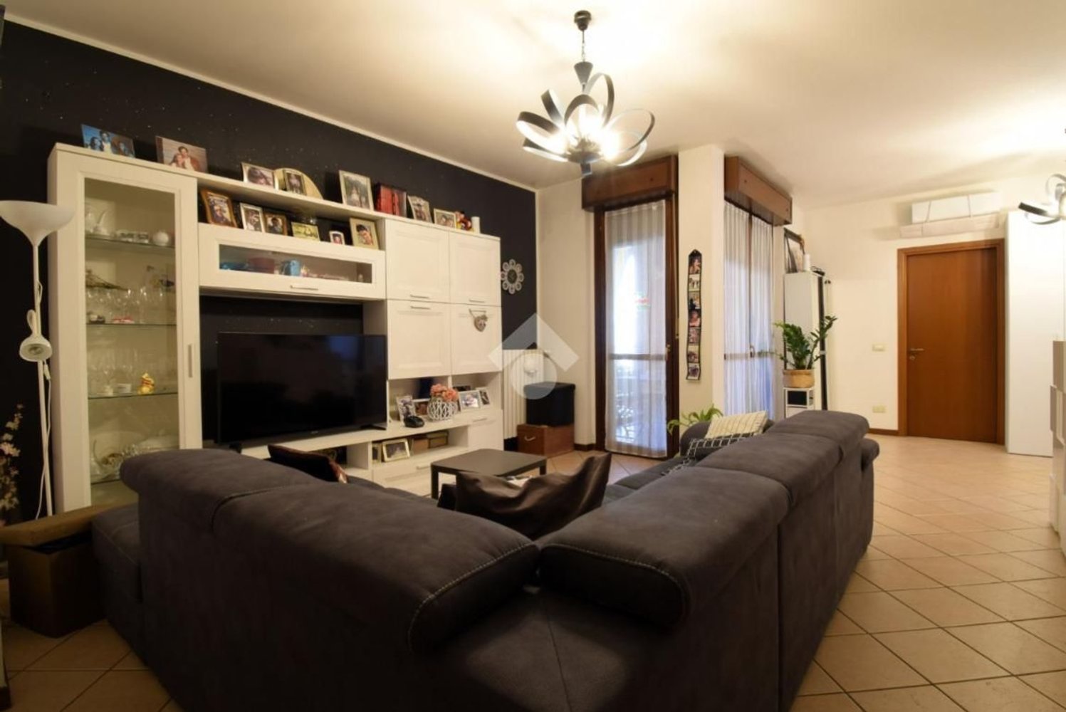 3 Schlafzimmer Wohnung in Rozzano, Italy, Nr. 364962