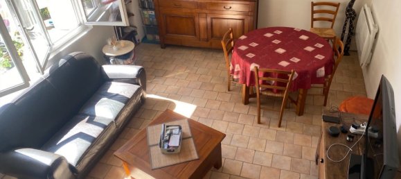 2 bedrooms House in Yzeures-sur-Creuse, France No. 79950 3