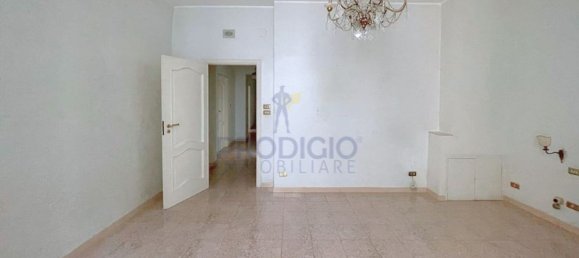 4 rooms Apartment in Molfetta, Italy No. 187141 2