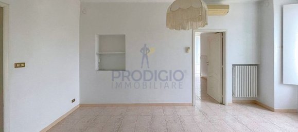 4 rooms Apartment in Molfetta, Italy No. 187141 17
