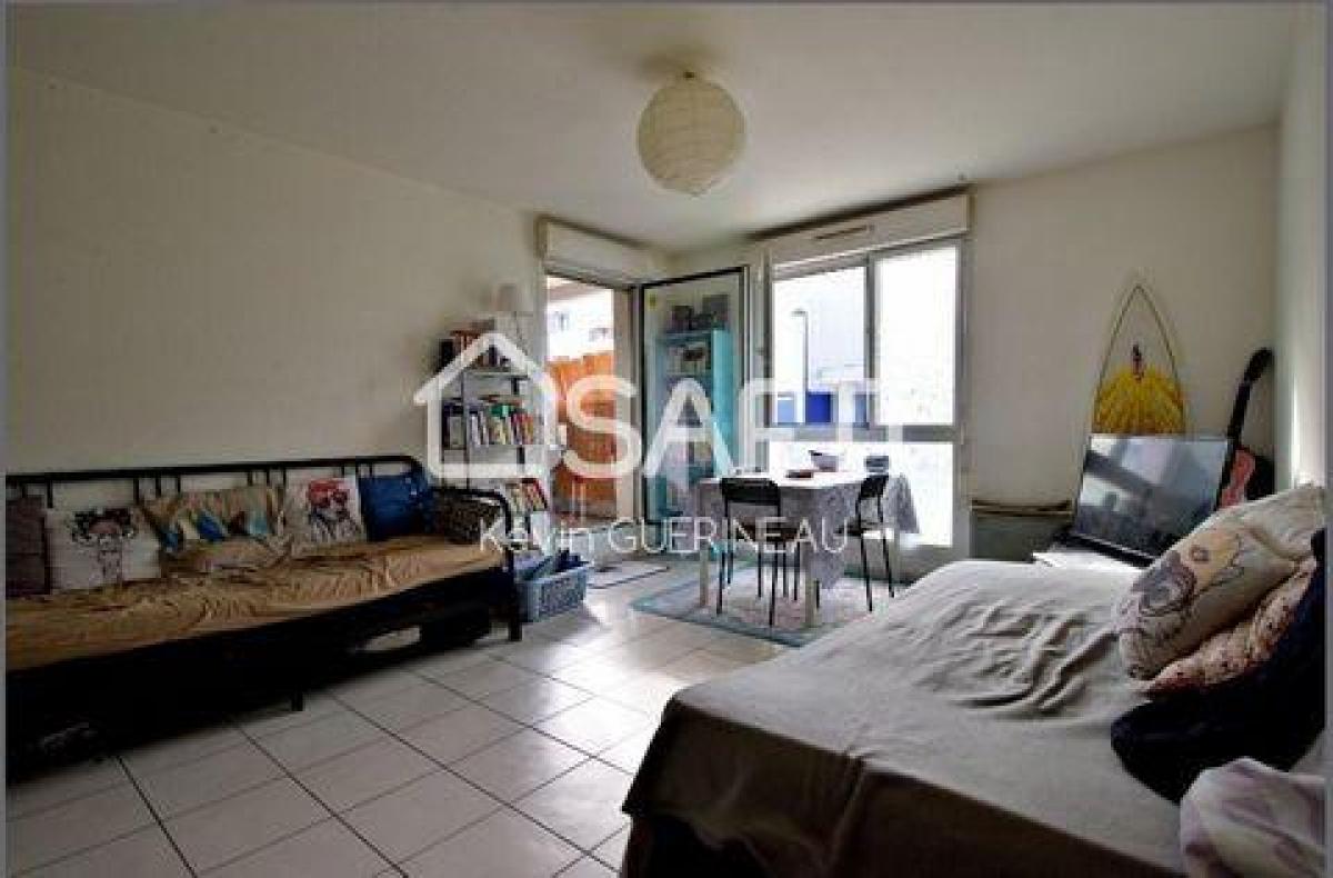 Studio in Bordeaux, France No. 8862