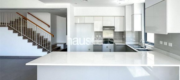 5 bedrooms Villa in Dubai Hills Estate, UAE No. 100448 2