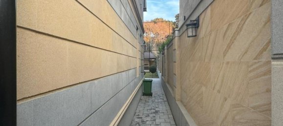 8 bedrooms House in Sabunchu, Azerbaijan No. 1201 21