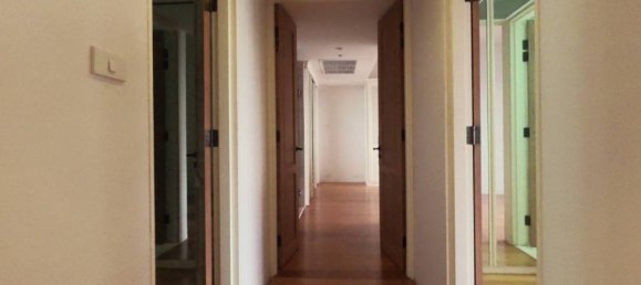 3 bedrooms Condo in Bangkok, Thailand No. 7472 6
