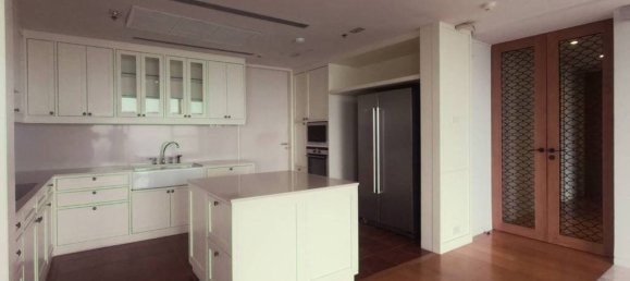 3 bedrooms Condo in Bangkok, Thailand No. 7472 8