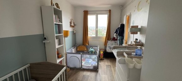 Apartamento T2 em Le Raincy, France N.º 169908 3