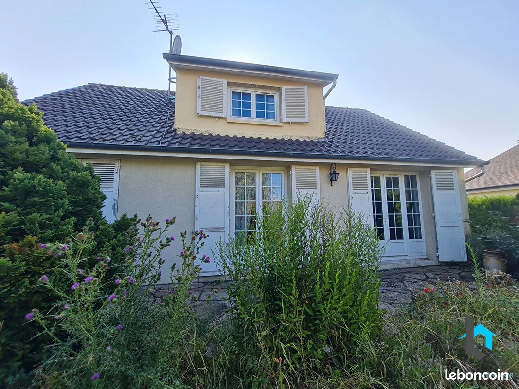 5 Schlafzimmer Haus in Illiers-Combray, France, Nr. 277729