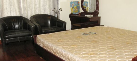 Casa de 4 dormitorios en Tay Ho, Vietnam No. 5717 12